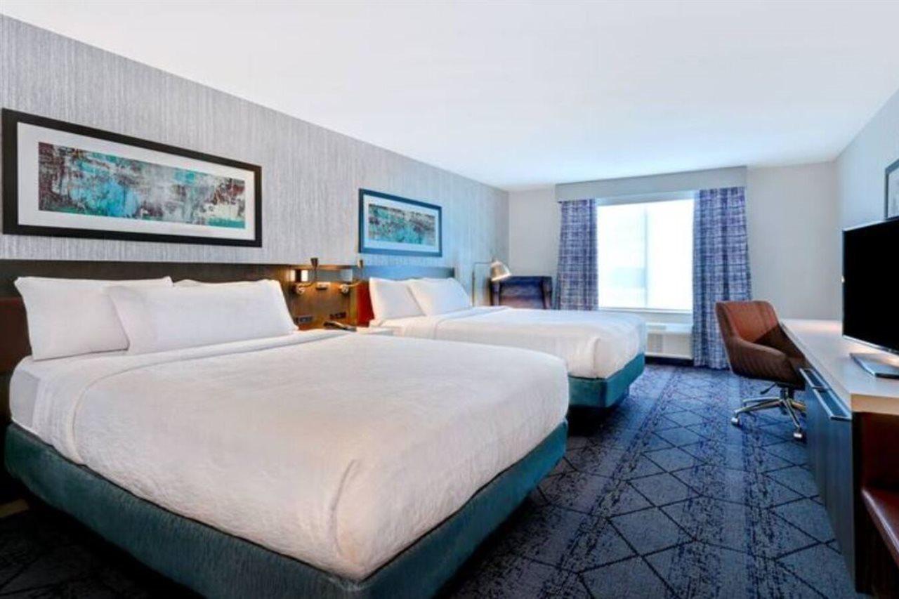 Hilton Garden Inn Cedar Rapids Esterno foto