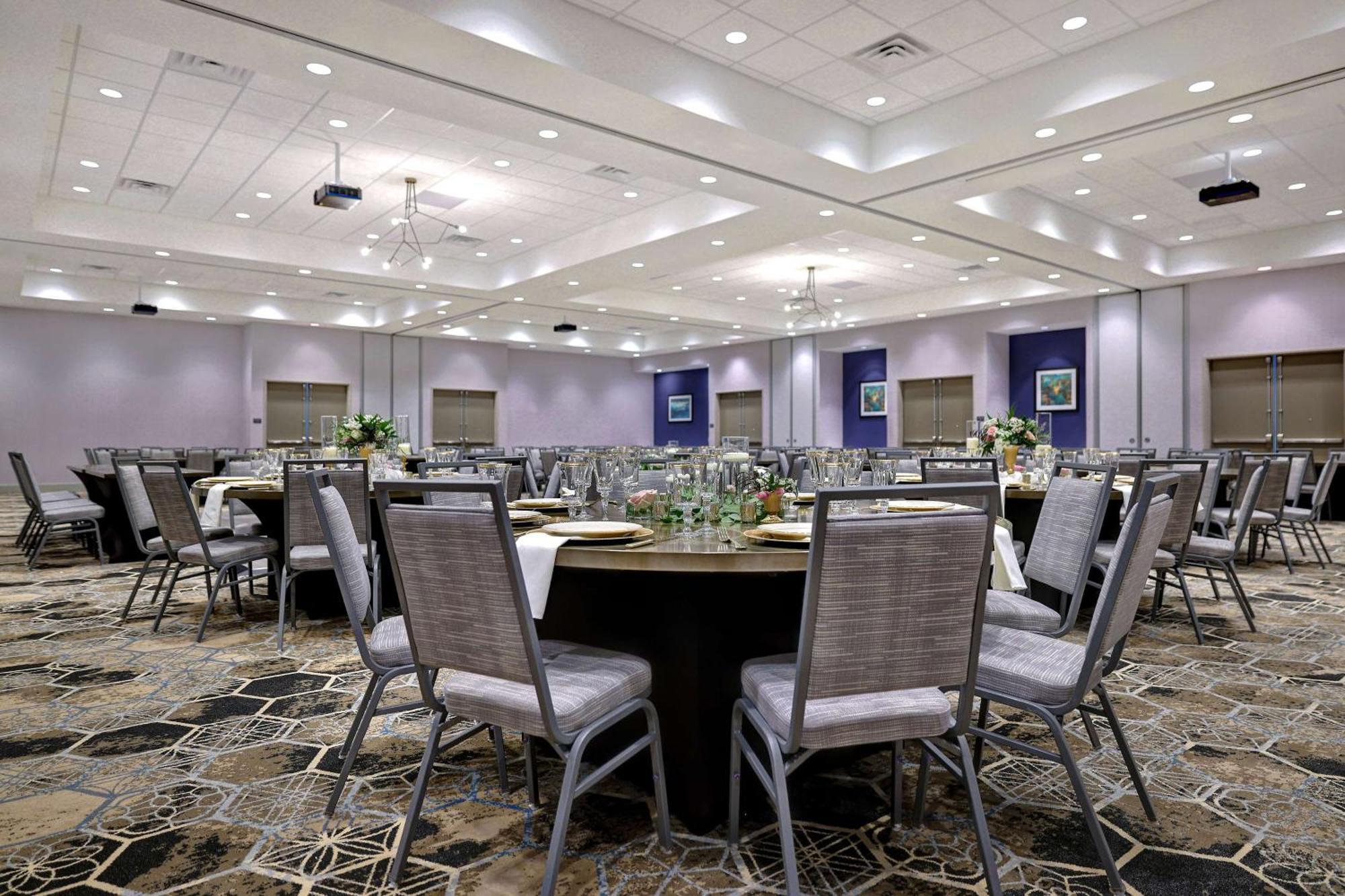 Hilton Garden Inn Cedar Rapids Esterno foto