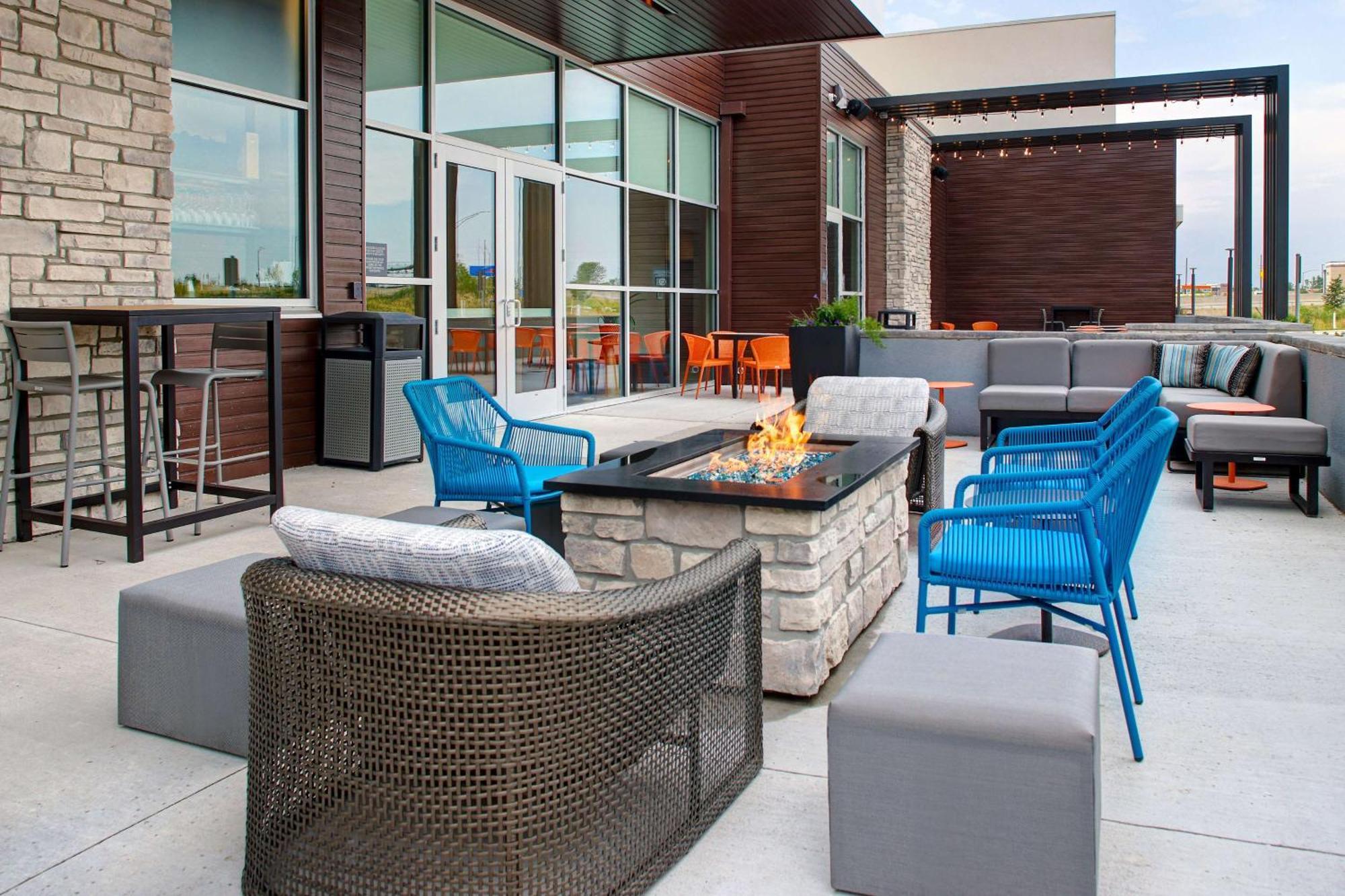 Hilton Garden Inn Cedar Rapids Esterno foto
